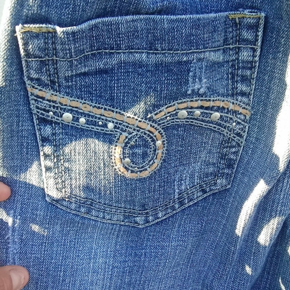 Get Used by Lexi Maternity Capri jean size Small - Picture 9 of 12